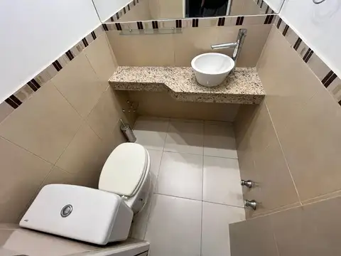 Depto Tipo Casa en Venta con 2 cocheras