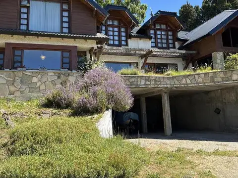 Casa con vista al lago - B° Las Vertientes - Bariloche