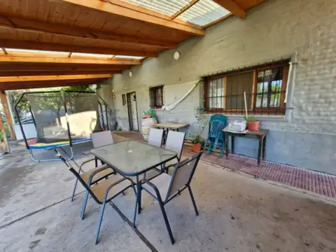 Quinta en Venta en General Fernandez Oro, USD 250.000