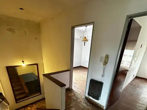 Casa en Alquiler con 2 cocheras