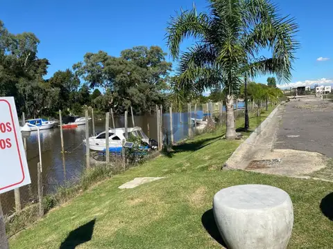 Terreno en Venta en Vila Marina, USD 140.000