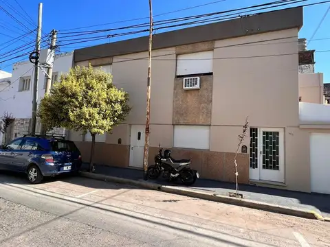 Casa  4dor en Güemes, Alquiler comercial