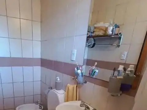 VENTA DE CASA EN GUAYMALLEN