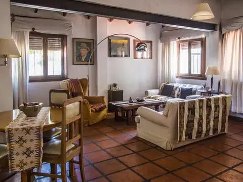 Casa en Venta en Olivos, USD 280.000