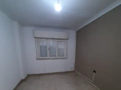 departamento excelente ubocacion  Av. de Mayo y Jurament0 2 ambientes frente