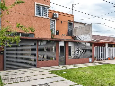 VENTA CASA DEPTO BLOQUE 6 AMB 3 COCHERAS TEMPERLEY