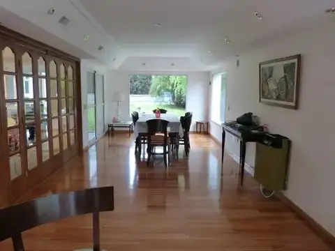 Casa en Venta al Oeste