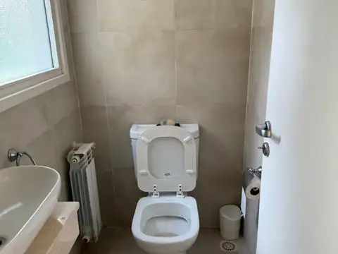 Casa en Alquiler Temporal con 2 cocheras