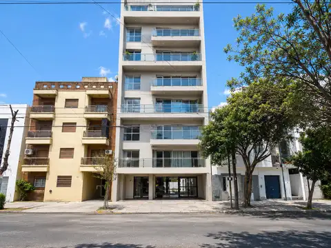 Departamento de 1 dormitorio en venta en La Plata sobre Calle 45 [Cod: ]