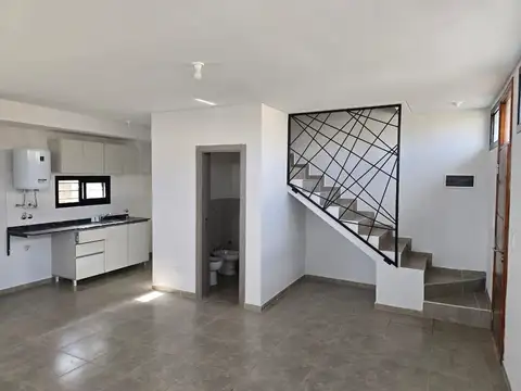 DUPLEX 3 DORMITORIOS VALLE CERCANO CON RENTA