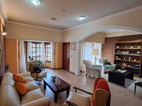 Casa en Venta de 5 dormitorios