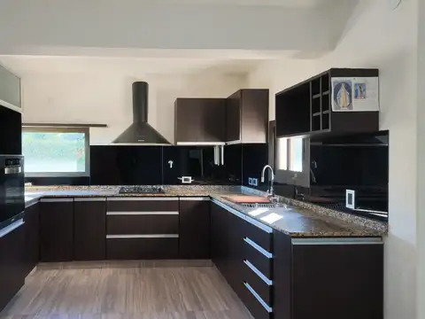 Casa en Venta al Este