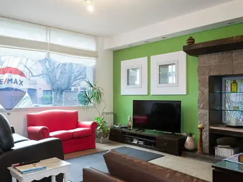 Casa 5 ambientes con 3 baños