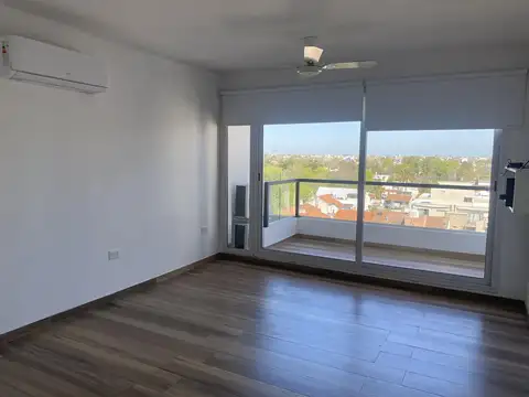 Departamento en Alquiler en Haedo Sur, $ 800.000