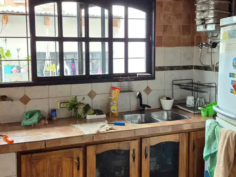 Depto Tipo Casa en Venta en Monte Castro, USD 160.000