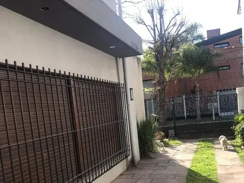 Casa en Venta en Haedo, USD 280.000