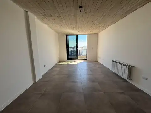 Venta - Pellegrini 1700. 3 dormitorios con balcón
