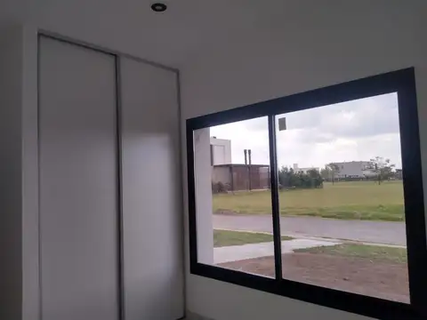 OPORTUNIDAD CASA BARRIO HORIZONTES AL SUR