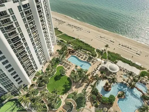 Departamento En Condo Resort Al Mar En Sunny Isles