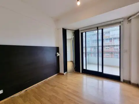 Dto 2 1/2 amb Venta V Urquiza Terraza propia Único