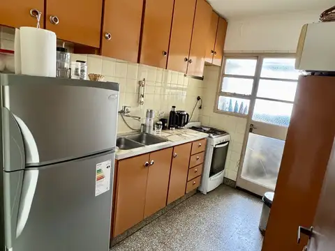Departamento en Alquiler en Floresta, $ 800.000