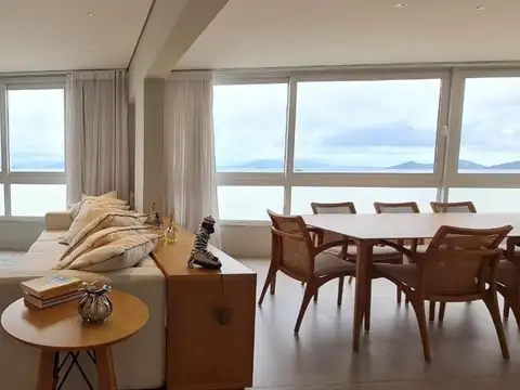 Camboriú Brasil  Departamento de 262,18m2