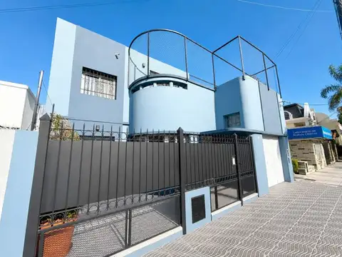 Casa en alquiler en Ramos Mejía, Uso profesional