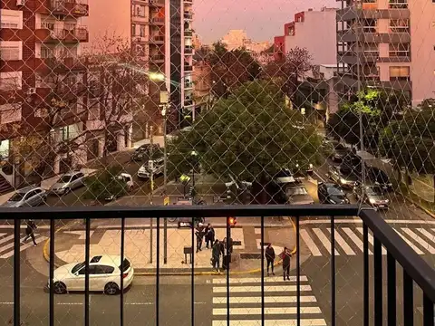 Giribone y Avenida Lacroze