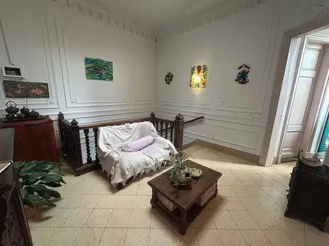 Depto Tipo Casa 6 ambientes con 2 baños