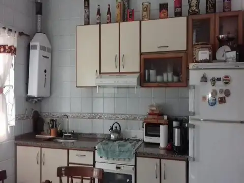 CASA 3 AMB GARAGE DOBLE FONDO LOTE 310M2 MARTIN CORONADO