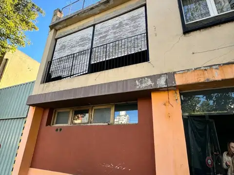 CASA-LOCALES COMERCIALES RIO 3