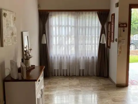 Local en Venta en Benavidez, USD 199.000