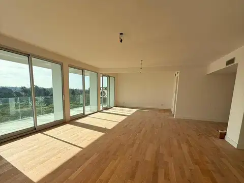 Departamento 6 ambientes con 5 baños