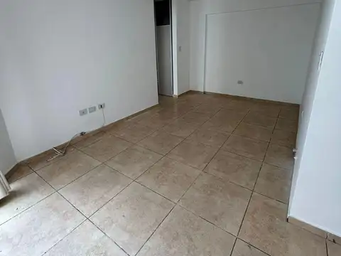 Alquilo Depto de un Dor, Obispo Trejo 951