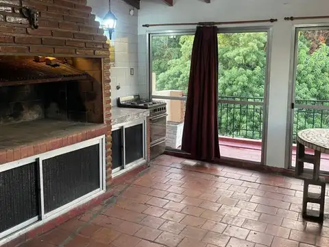 DIAZ VELEZ, AVDA. 600