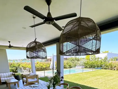 Casa en Venta al Suroeste