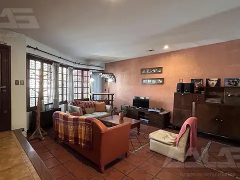 Casa en Venta en Ituzaingo, USD 310.000