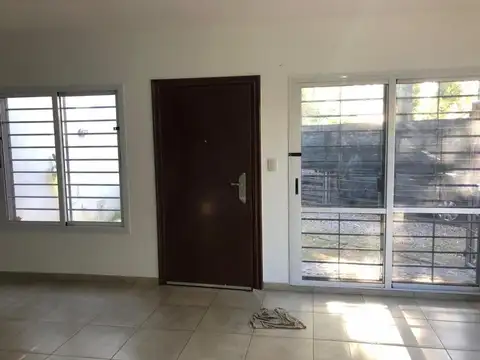 Casa en Venta en Adrogue, USD 140.000