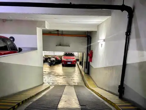 Cochera fija cubierta Peru subsuelo