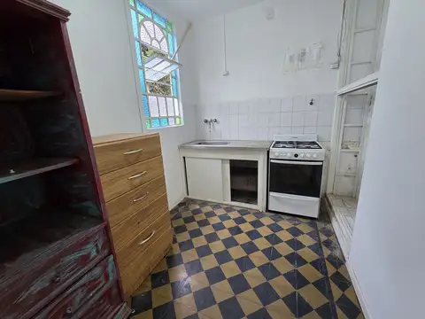 Depto Tipo Casa en Alquiler en Lomas de Zamora, $ 600.000