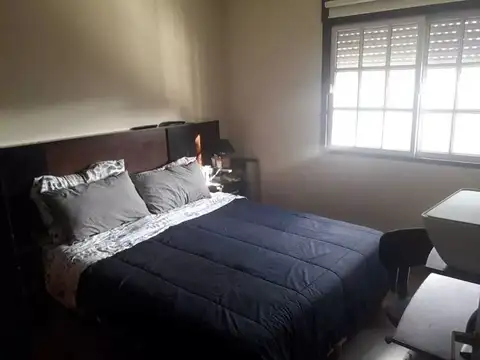 CARAPACHAY VENTA CHALET DUPLEX 3 AMBIENTES,  SE TOMARIA MENOR VALOR, FINANCIACION