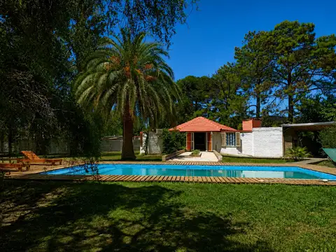 Venta Quinta 3 ambientes Arturo Segui