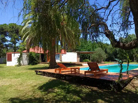 Venta Quinta 3 ambientes Arturo Segui