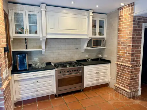 El Sosiego a metros del ingreso con vista al golf!!