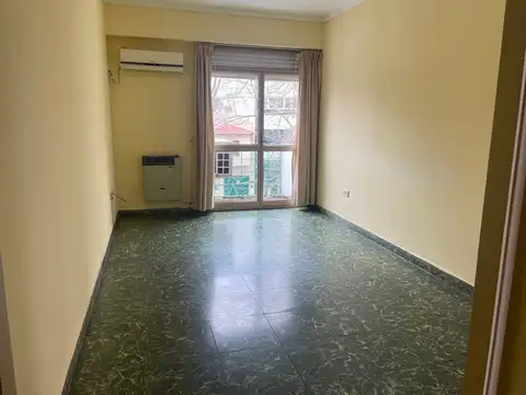 Departamento en Alquiler en Terminal de Ómnibus, $ 950.000