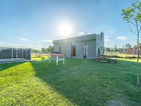Casa Quinta con Pileta y Parque 1.041 metros Cañuelas a 5 min Ruta 3