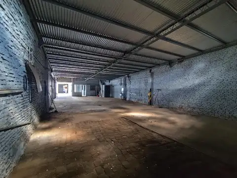 Local en Alquiler 50 años