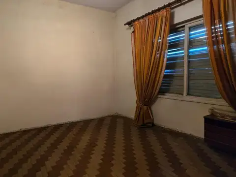 Casa 3 ambientes parque venta Moron