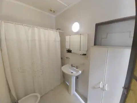 Depto Tipo Casa en Venta 90 años