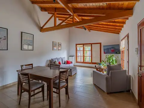 Casa en Venta en Constitucion, USD 240.000